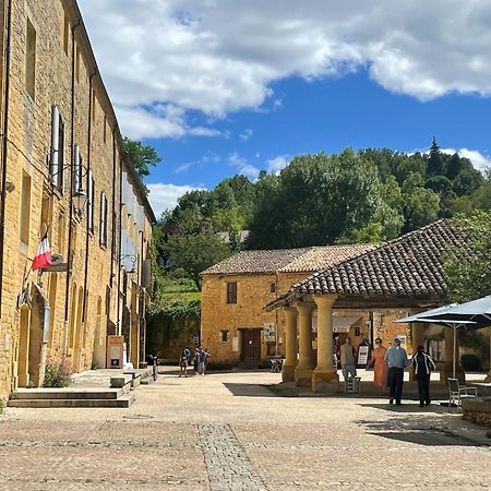 Auberge De Jeunesse Hi Cadouin Exterior foto